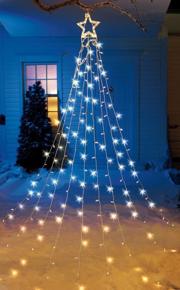 Featured image of post How To String Lights On A Christmas Tree